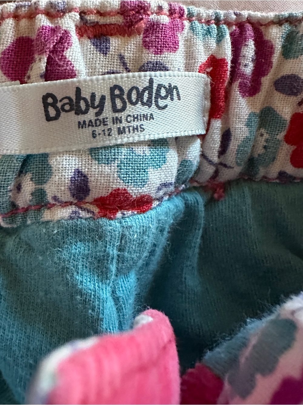 Mini Boden pink corduroy pants with floral cuffs, vguc size 6-12 months - Picture 5 of 7